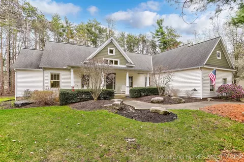 475 Trail Head, Holland, MI 49424