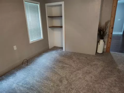 Living - 411 Block, Coldwater, MI 49036 photo 5 of 8