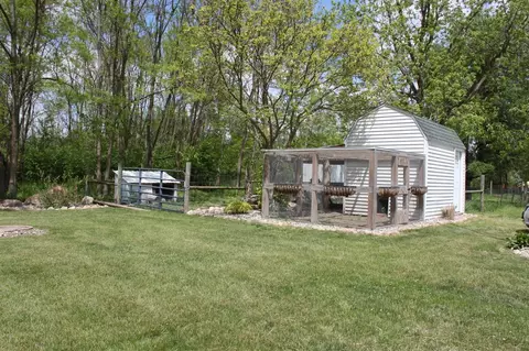 Exterior - 411 Block, Coldwater, MI 49036 photo 6 of 29