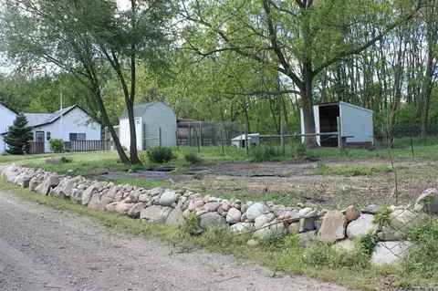 Exterior - 411 Block, Coldwater, MI 49036 photo 10 of 29