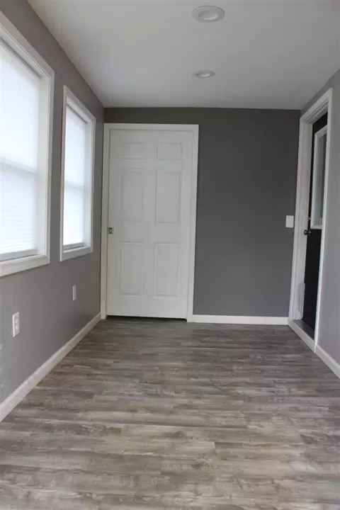 Entry Way - 411 Block, Coldwater, MI 49036 photo 3 of 3