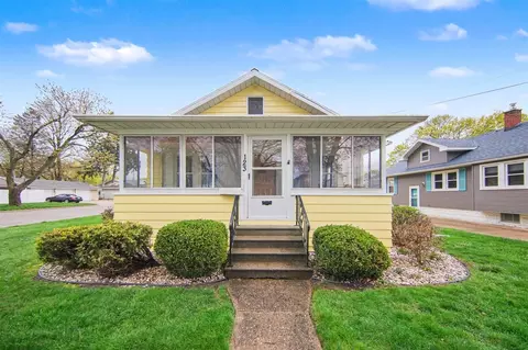 123 N Higby, Jackson, MI 49202