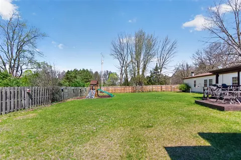 Exterior - 3900 Whipple, Jackson, MI 49201 photo 4 of 12