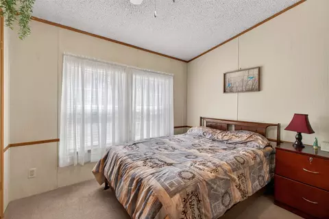 Bedroom - 3900 Whipple, Jackson, MI 49201 photo 7 of 9