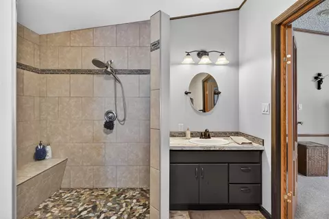 Bath - 3900 Whipple, Jackson, MI 49201 photo 3 of 6