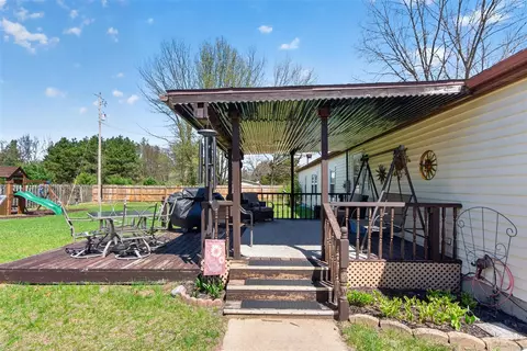 Exterior - 3900 Whipple, Jackson, MI 49201 photo 2 of 12