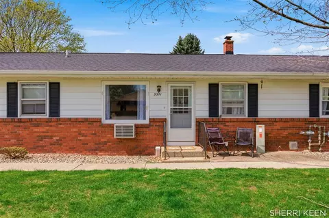 3371 Division, Grandville, MI 49418