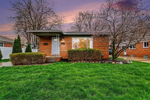 1015 Englewood, Royal Oak, MI 48073