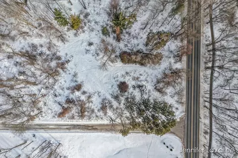8771 Bailey, Ada, MI 49301 photo 17
