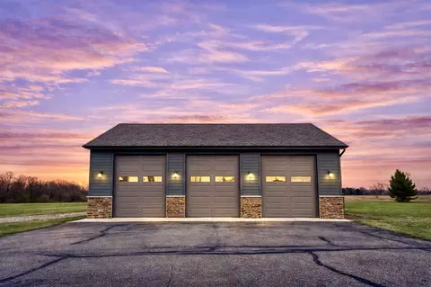 16054 Division, Marshall, MI 49068 photo 2