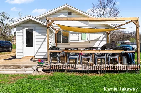 Exterior - 1045 Alderman, Belding, MI 48809 photo 2 of 4