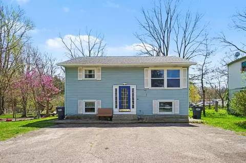 630 E Saint Joseph, Paw Paw, MI 49079