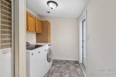 Other - 633 E Main, Ionia, MI 48846 photo 5 of 8