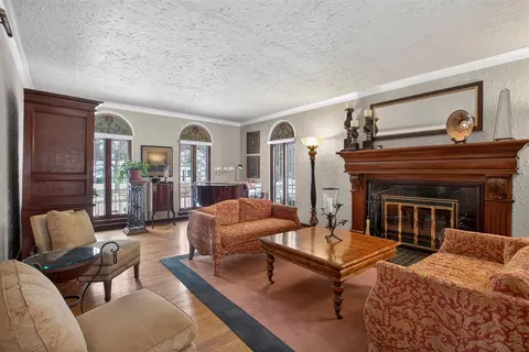 Living - 1714 4th, Jackson, MI 49203 photo 1 of 7