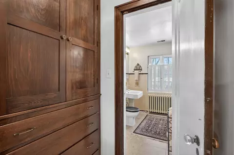 Entry Way - 1714 4th, Jackson, MI 49203 photo 11 of 11