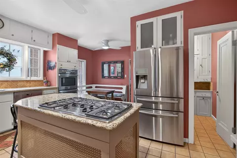 Kitchen - 1714 4th, Jackson, MI 49203 photo 3 of 9