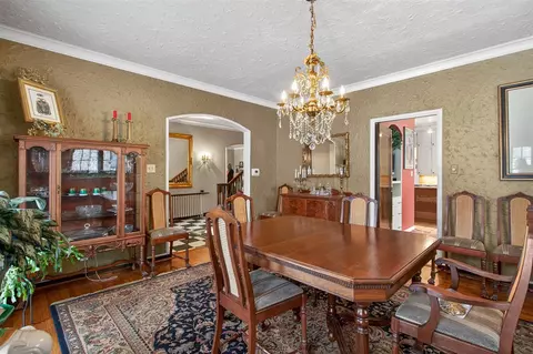 Dining - 1714 4th, Jackson, MI 49203 photo 2 of 4