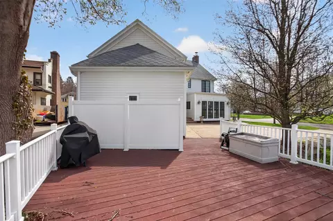 Exterior - 1714 4th, Jackson, MI 49203 photo 6 of 12