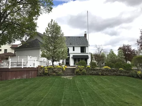 Exterior - 1714 4th, Jackson, MI 49203 photo 8 of 12