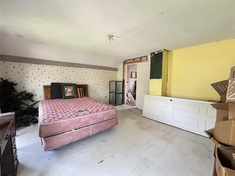 Bedroom - 1011 E Copeland, Montgomery, MI 49255 photo 4 of 5