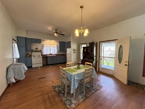 Dining - 1011 E Copeland, Montgomery, MI 49255 photo 2 of 3