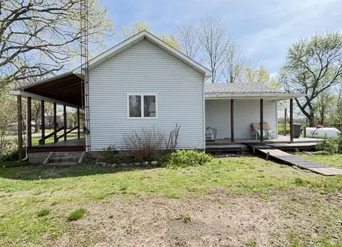 Exterior - 1011 E Copeland, Montgomery, MI 49255 photo 2 of 6