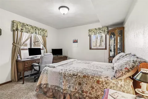 Bedroom - 8759 15 12 Mile, Marshall, MI 49068 photo 3 of 3
