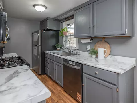 Kitchen - 9150 Alidor, Schoolcraft, MI 49087 photo 2 of 3