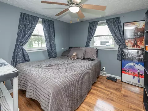 Bedroom - 9150 Alidor, Schoolcraft, MI 49087 photo 3 of 5