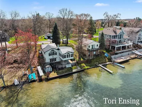2662 Lakeside, Stanton, MI 48888