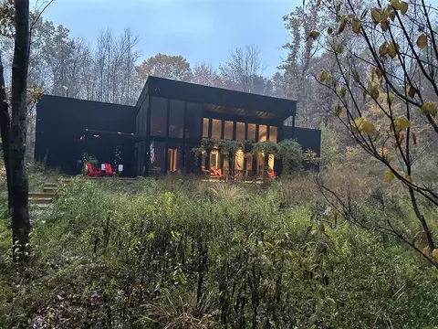 5479 Liland, Fennville, MI 49408