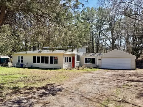 17684 Robbins, Grand Haven, MI 49417