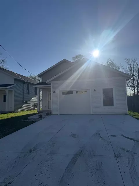 1974 Dowd, Muskegon, MI 49441