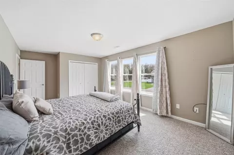 Bedroom - 5178 Stone Riv, Jackson, MI 49201 photo 4 of 6