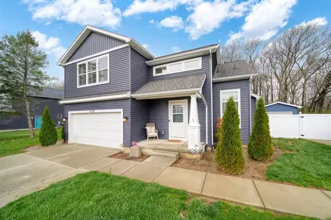 Exterior - 5178 Stone Riv, Jackson, MI 49201 photo 9 of 9