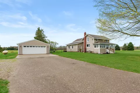 10635 W W, Schoolcraft, MI 49087