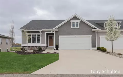 7960 Eagles Roost #99, Hudsonville, MI 49426