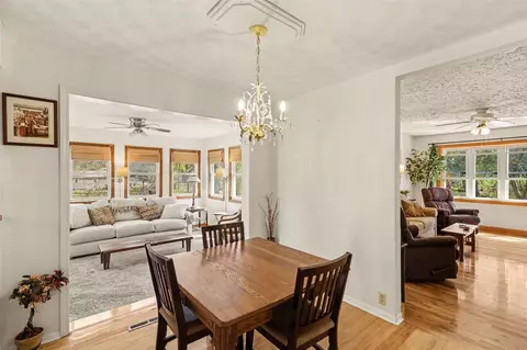 Dining - 326 W Chart, Plainwell, MI 49080 photo 1 of 2