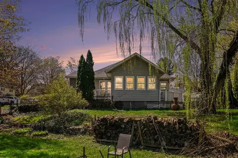 326 W Chart, Plainwell, MI 49080