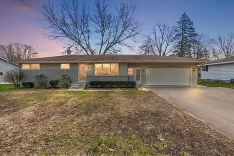 3590 142nd, Holland, MI 49424