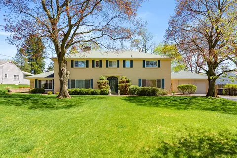 2421 Waite, Kalamazoo, MI 49008