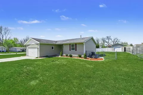 935 N N Park, Grand Rapids, MI 49525