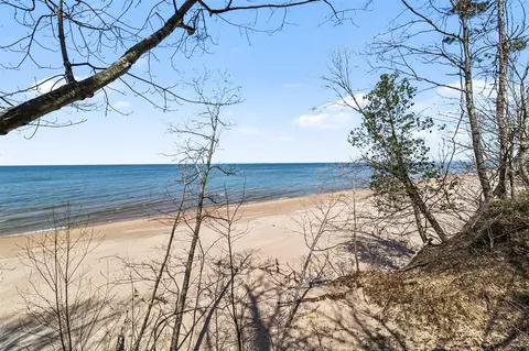 N Juniper, Mears, MI 49436 photo 19