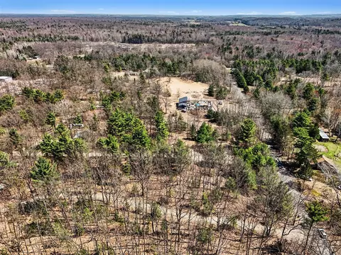 N Juniper, Mears, MI 49436 photo 8