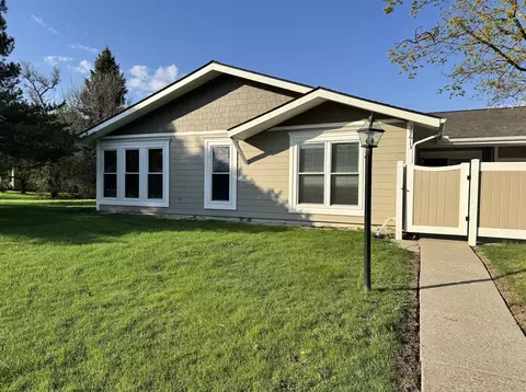 39613 Village Wood, Novi, MI 48375