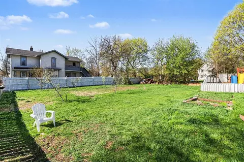 Exterior - 1006 Maple, Jackson, MI 49203 photo 3 of 5