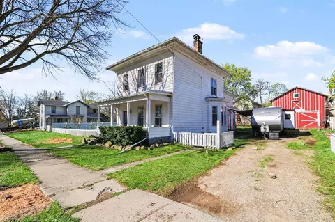 Exterior - 1006 Maple, Jackson, MI 49203 photo 2 of 5