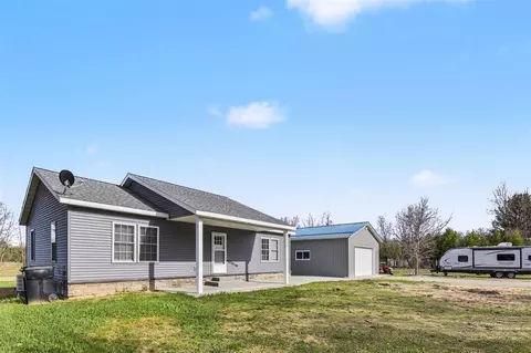 2346 W Madison, Hart, MI 49420
