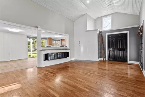 Living - 692 W W Brg, Plainwell, MI 49080 photo 3 of 6