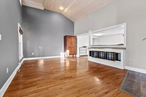 Living - 692 W W Brg, Plainwell, MI 49080 photo 4 of 6